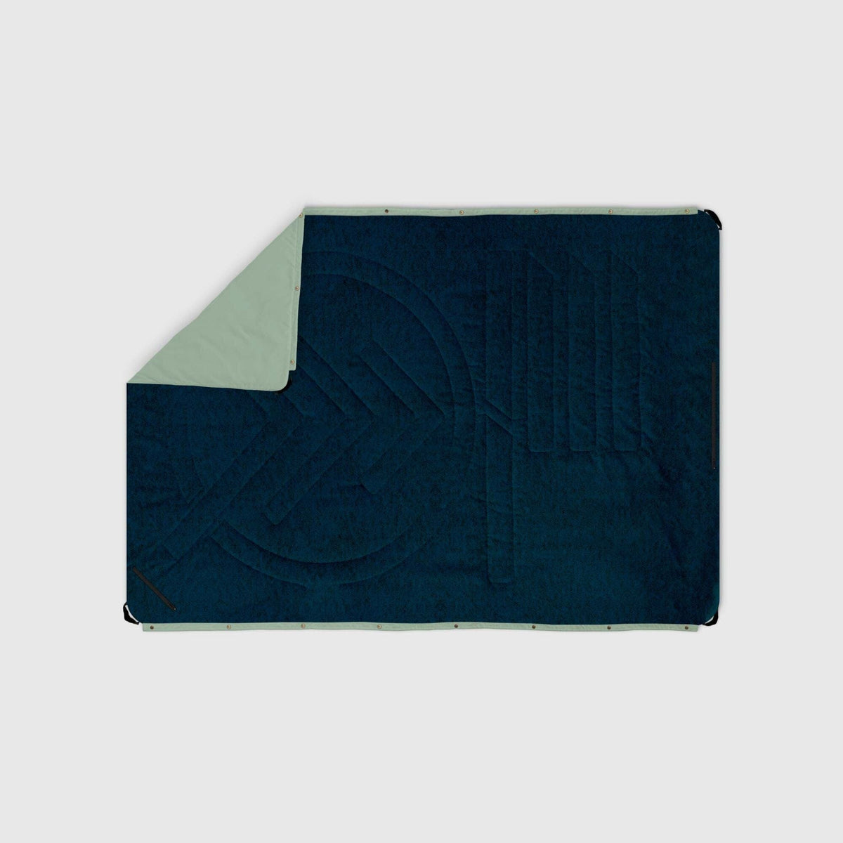 VOITED Compact Picnic & Beach Blanket - Ocean Navy/Cameo Green Blankets VOITED 