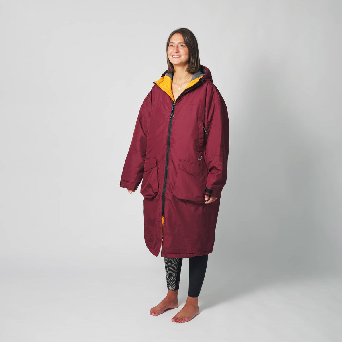 VOITED Outdoor Change Robe & Drycoat for Surfing, Camping, Vanlife & Wild Swimming - Cardinal